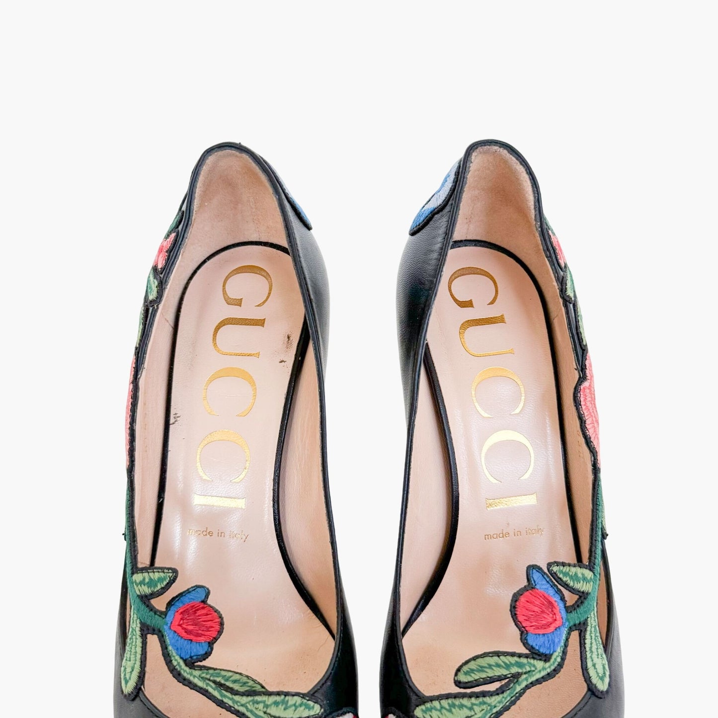 Gucci Ophelia Floral Embroidered Pumps in Black Leather Size 38
