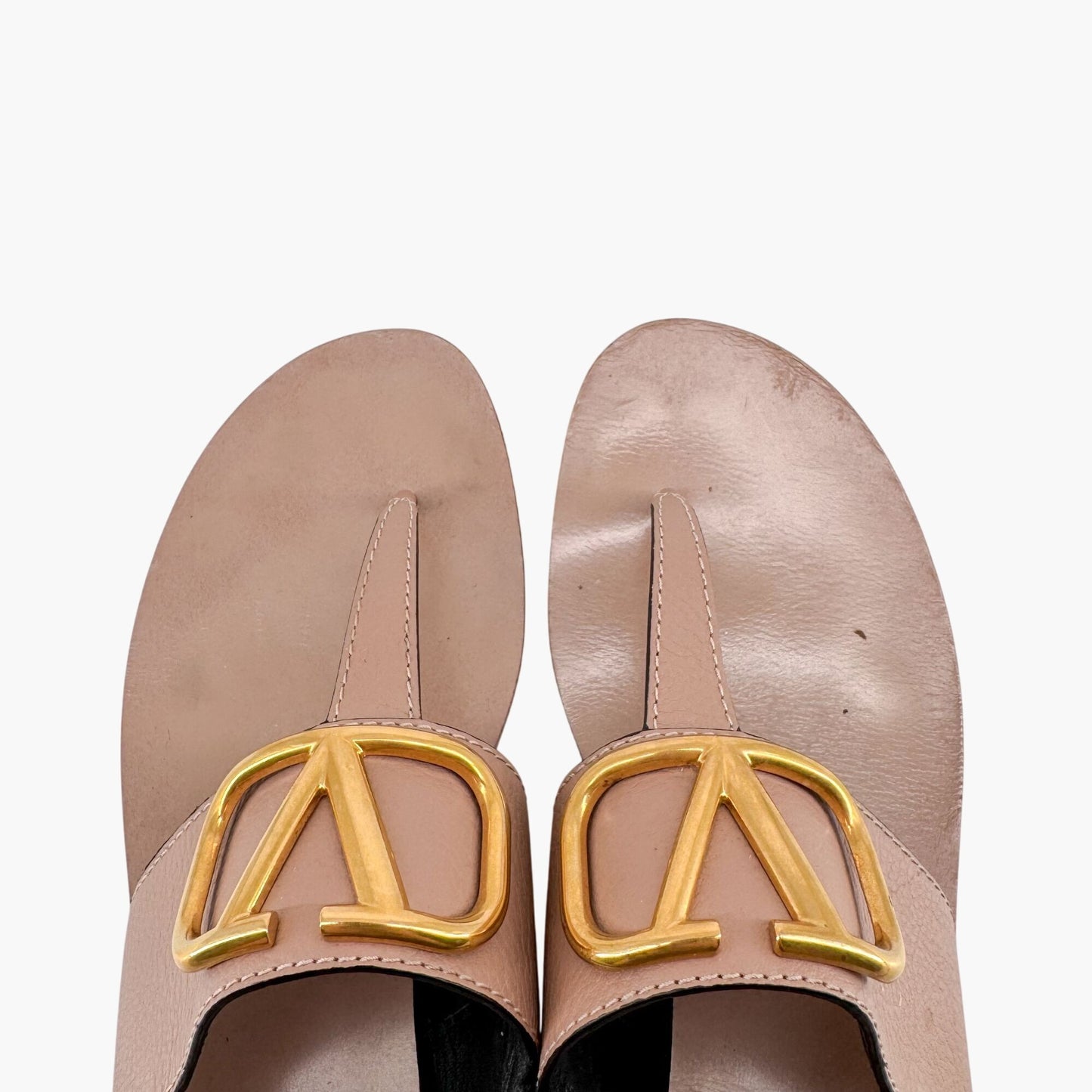 Valentino Garavani Vlogo T-Strap Flat Sandals in Beige Leather – Size 40.5