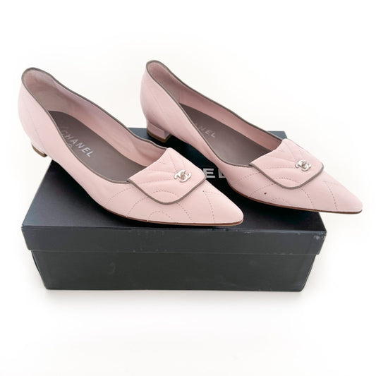 Chanel CC Turnlock Ballet Flats in Pink Quilted Leather Size 41