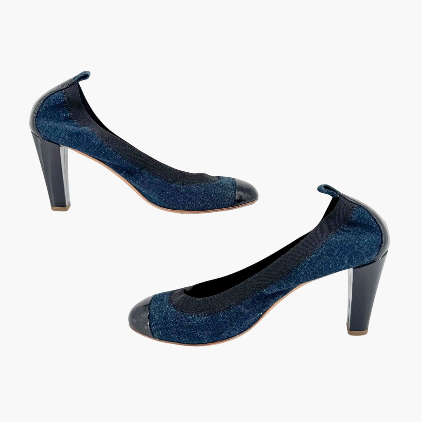 Chanel Elastic CC Cap Toe Pumps in Navy Denim & Patent Leather – Size 39
