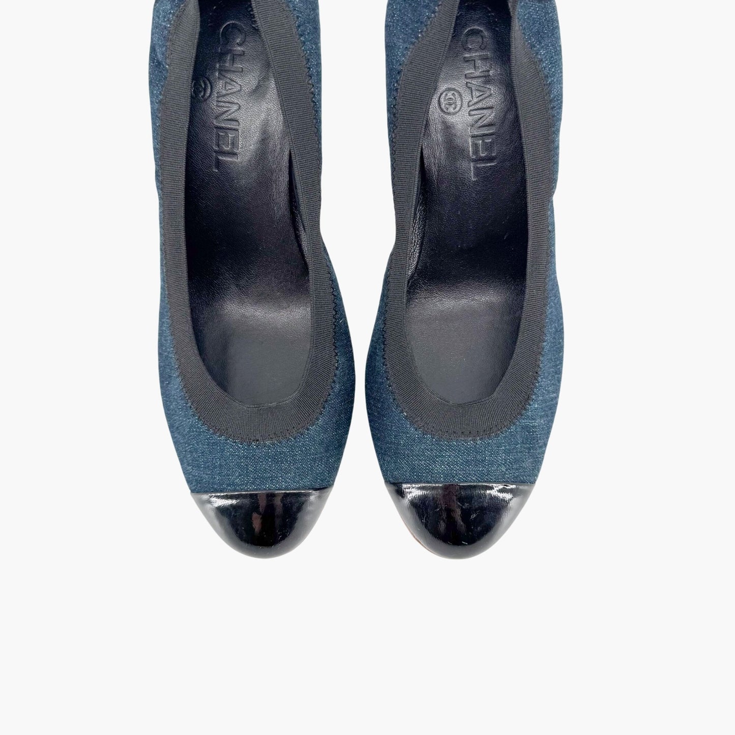 Chanel Elastic CC Cap Toe Pumps in Navy Denim & Patent Leather – Size 39