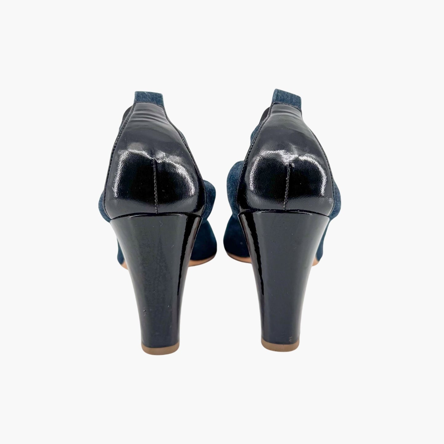 Chanel Elastic CC Cap Toe Pumps in Navy Denim & Patent Leather – Size 39