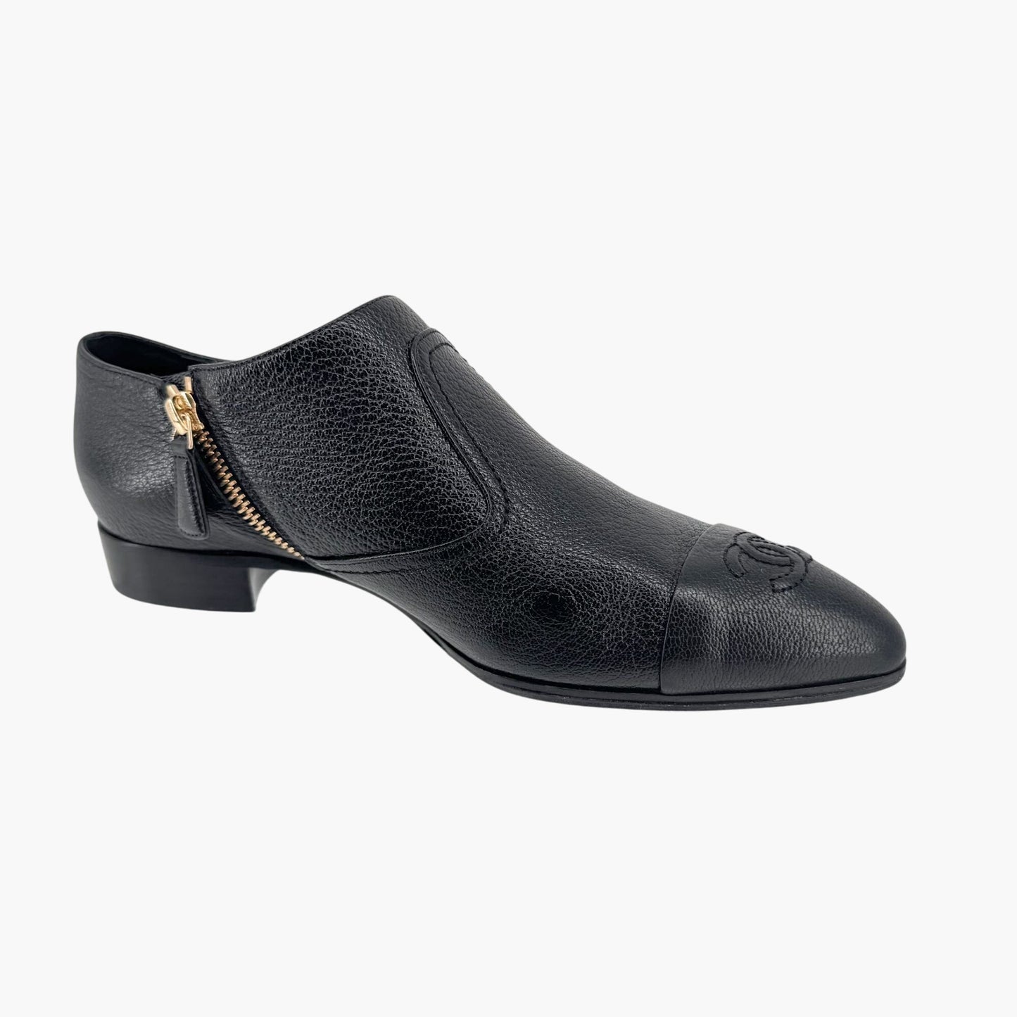 Chanel Black Leather CC Cap Toe Western Ankle Booties – Size 38.5
