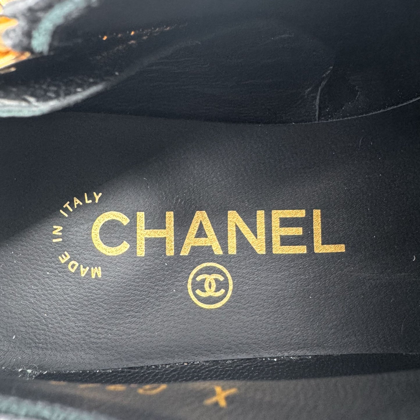 Chanel Black Leather CC Cap Toe Western Ankle Booties – Size 38.5