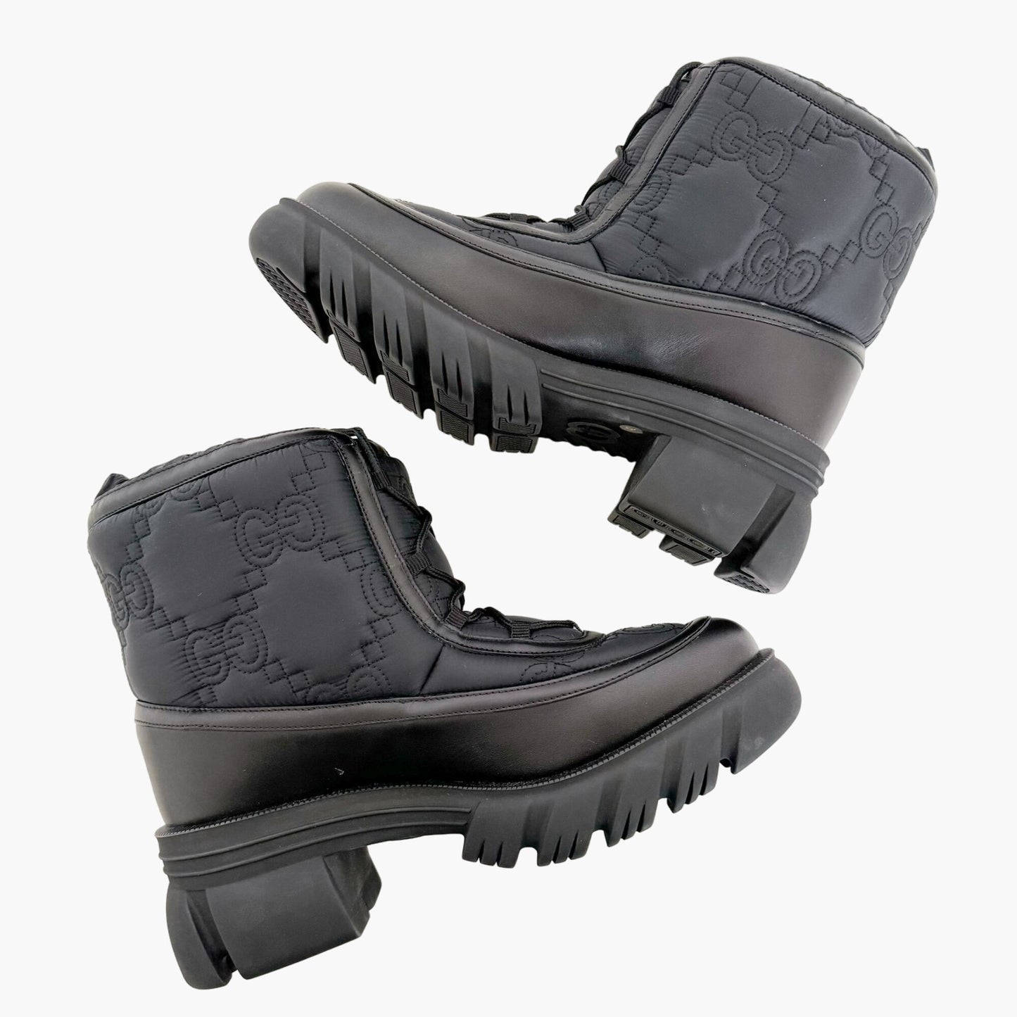 Gucci Romance GG Quilted Snow Boots in Black Nylon & Leather Size 42