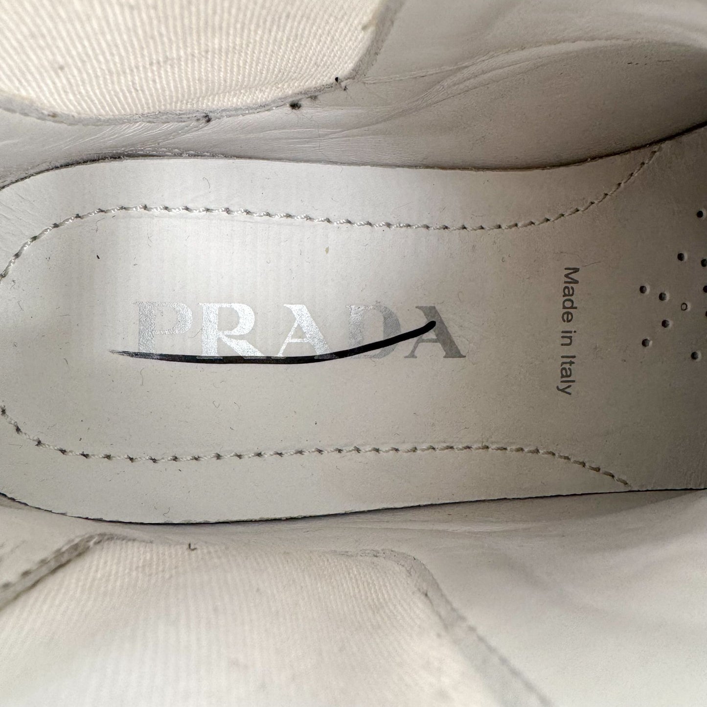 Prada Monolith Chelsea Boots in White Leather with Lug Soles – Size 37