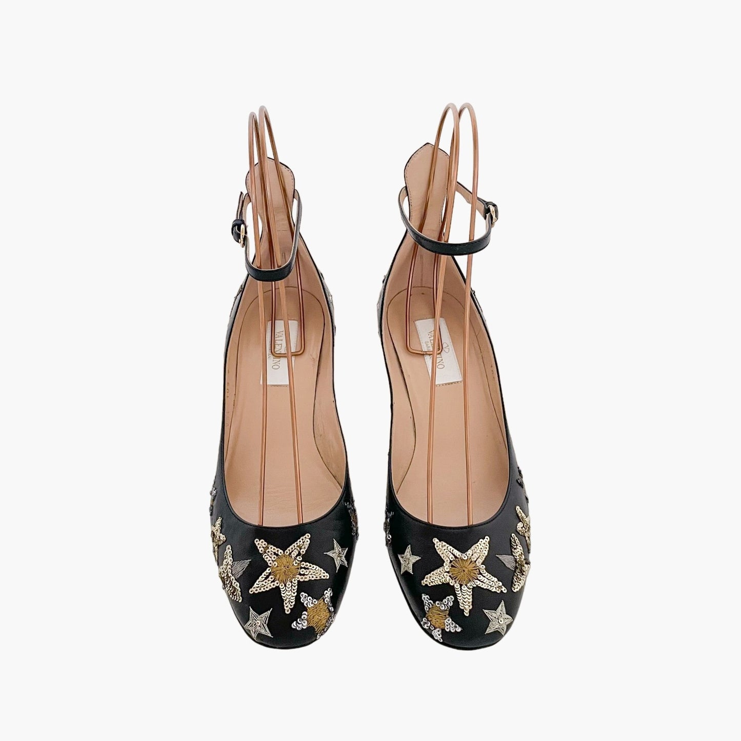 Valentino Garavani Tango Star-Embellished Leather Pumps in Black Size 36.5