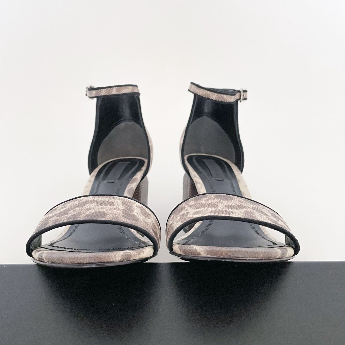 Alexander Wang Abby Sandal in Natural Size 36.5