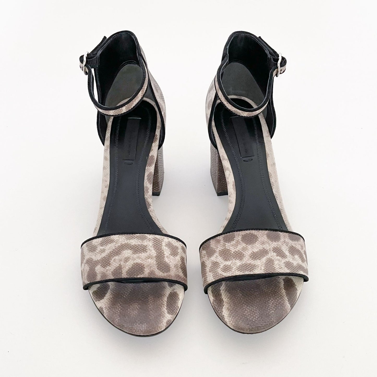 Alexander Wang Abby Sandal in Natural Size 36.5
