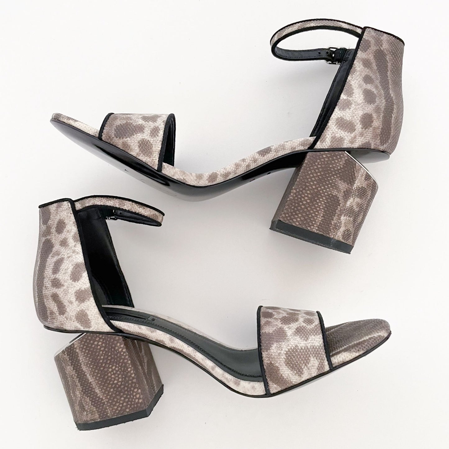 Alexander Wang Abby Sandal in Natural Size 36.5