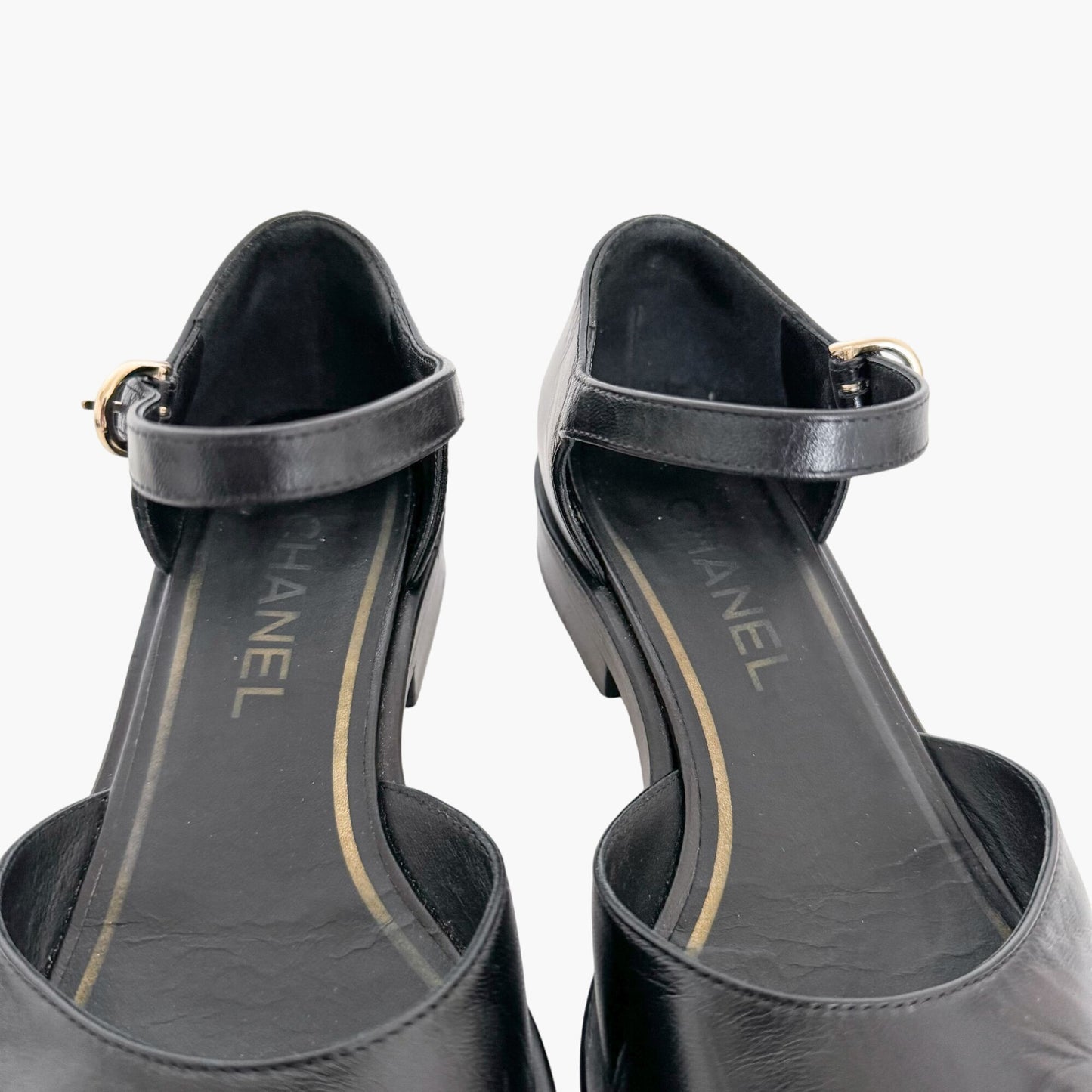 Chanel Cap Toe Mary Jane Flats in Black Leather Size 36.5