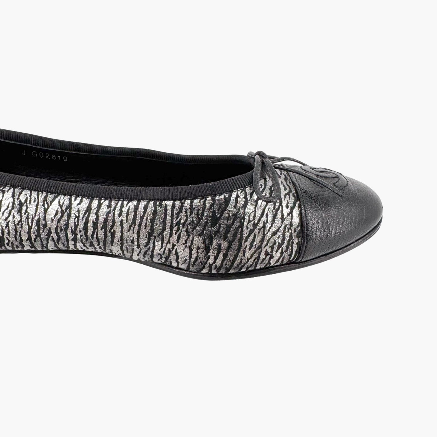 Chanel CC Cap Toe Ballet Flats in Metallic Silver & Black Size 38