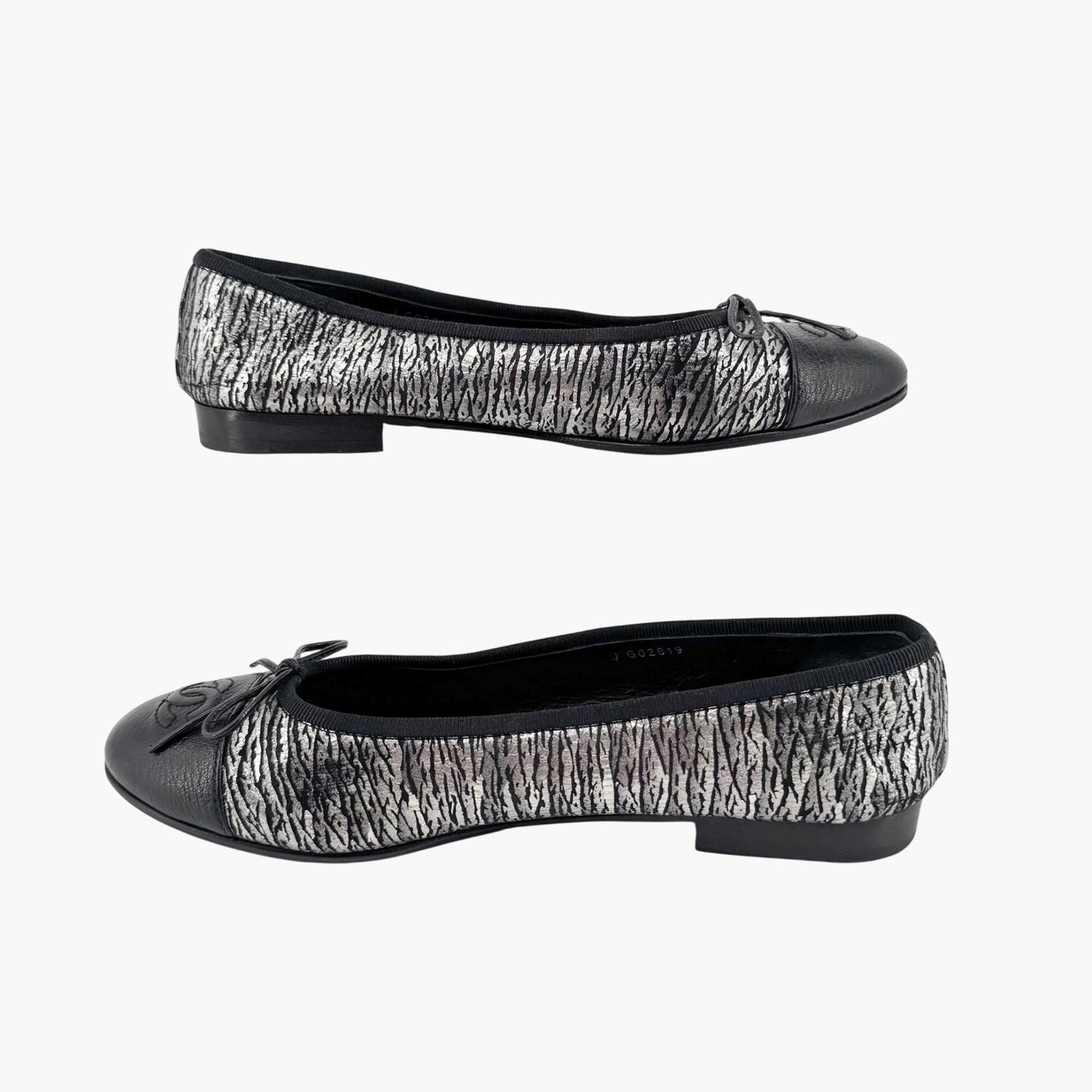 Chanel CC Cap Toe Ballet Flats in Metallic Silver & Black Size 38