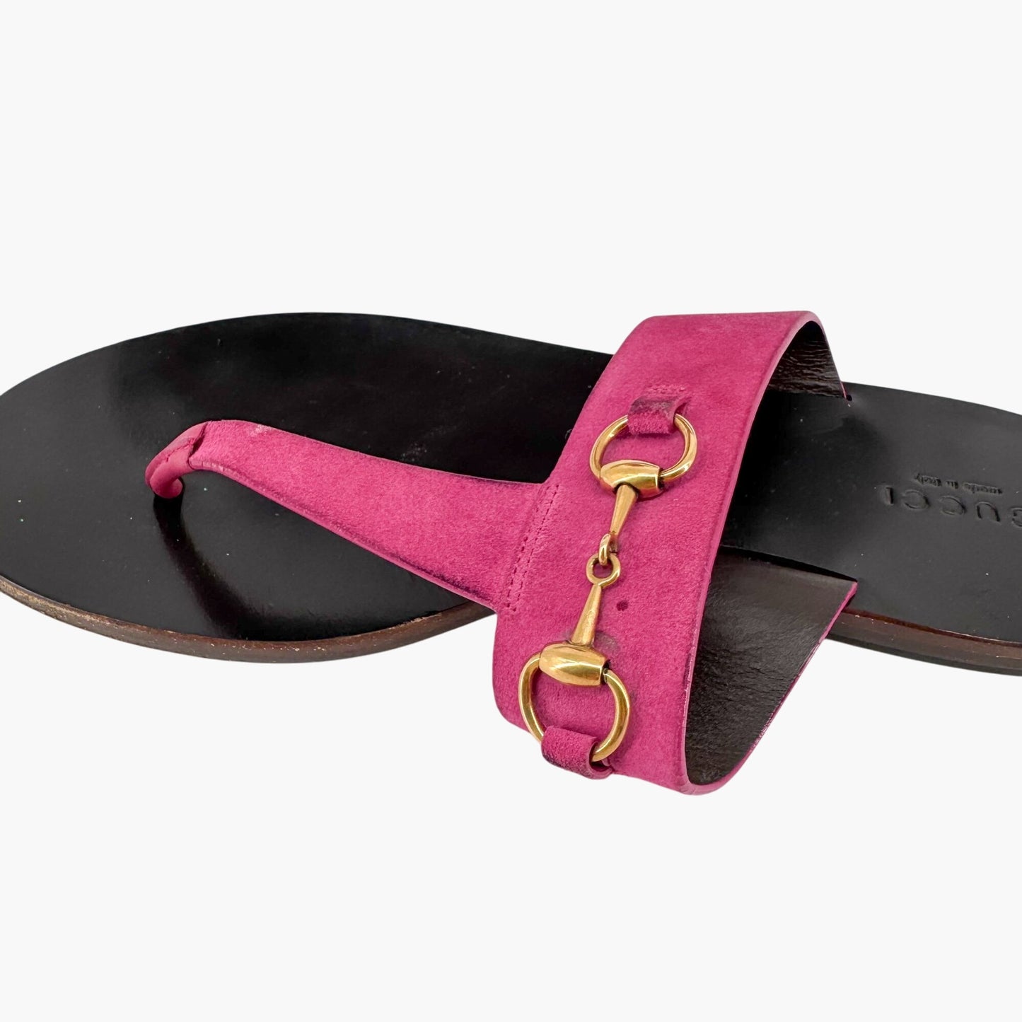 Gucci Horsebit T-Strap Thong Sandals in Fuchsia Pink Suede – Size 38