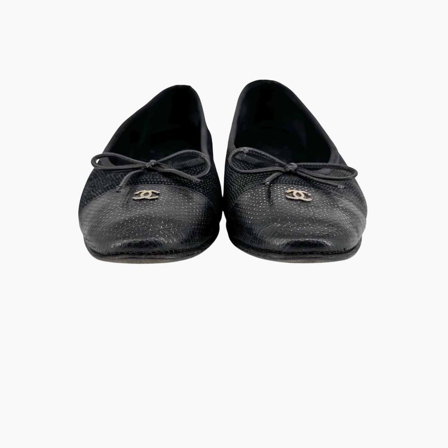 Chanel CC Cap Toe Ballet Flats in Black with Gold Leather Detail – Size 38.5