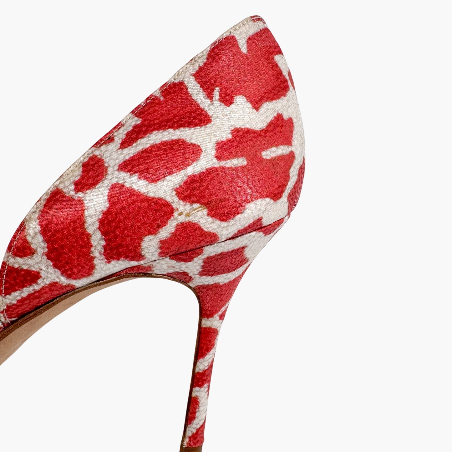 Manolo Blahnik Taylerbi Floral d’Orsay Pumps – Size 40