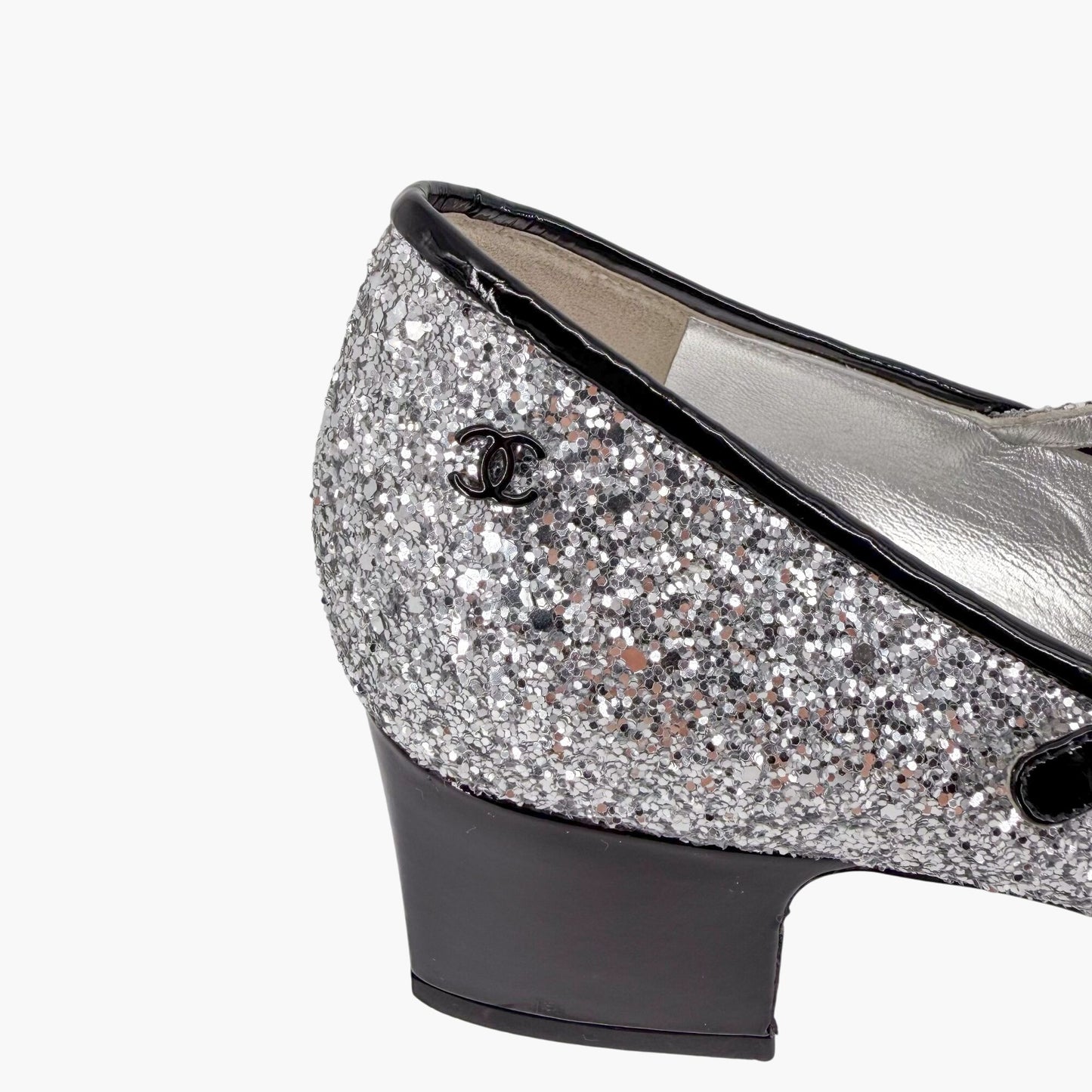 Chanel Silver Glitter CC Cap Toe Mary Jane Pumps Size 41.5