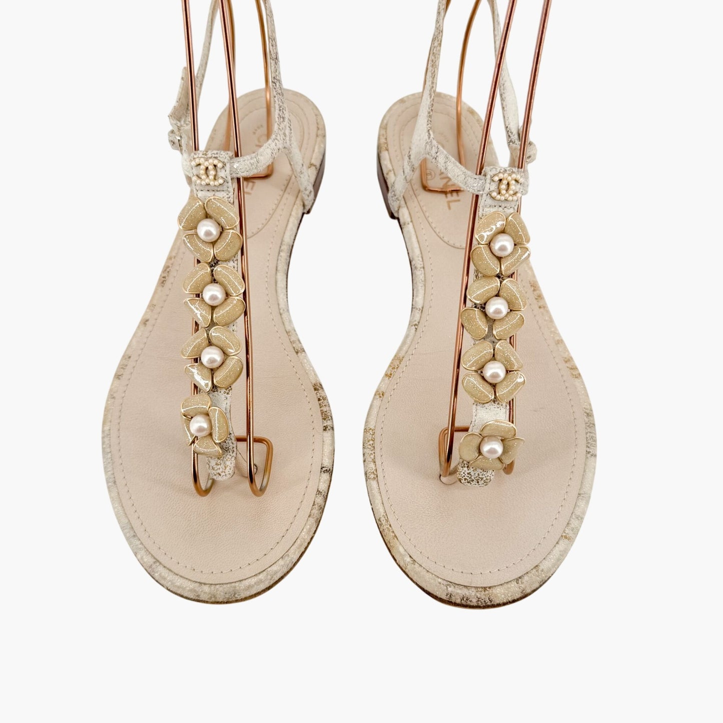 Chanel Camellia Pearl CC T-Strap Flat Sandals in Beige Suede Size 38