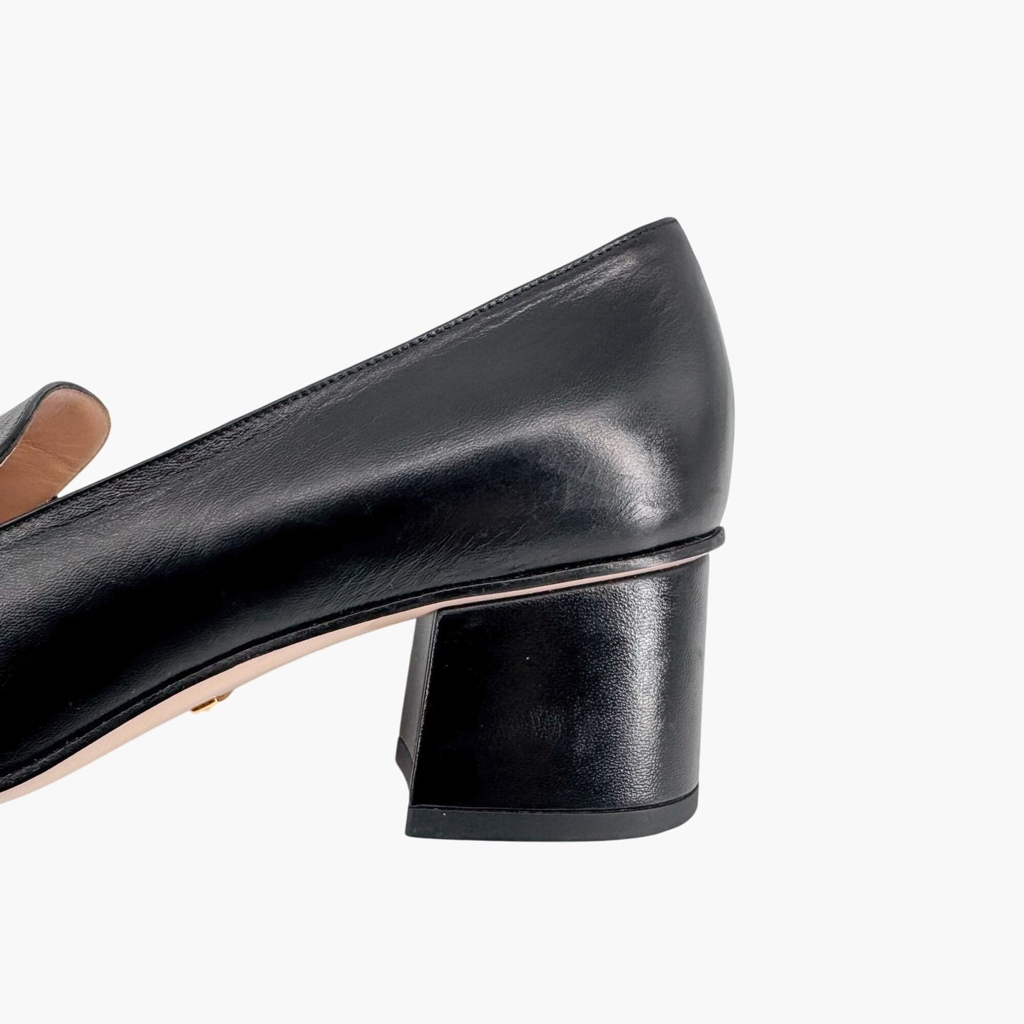 Gucci Black Leather Sylvie Chain Block Heel Pumps – Size 37