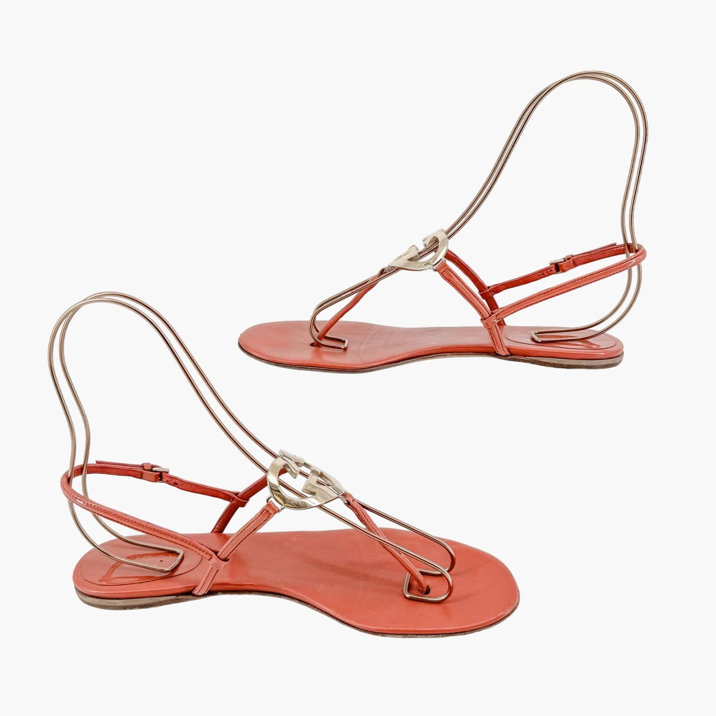 Gucci GG Heart T-Strap Flat Sandals in Coral Rose Leather Size 37