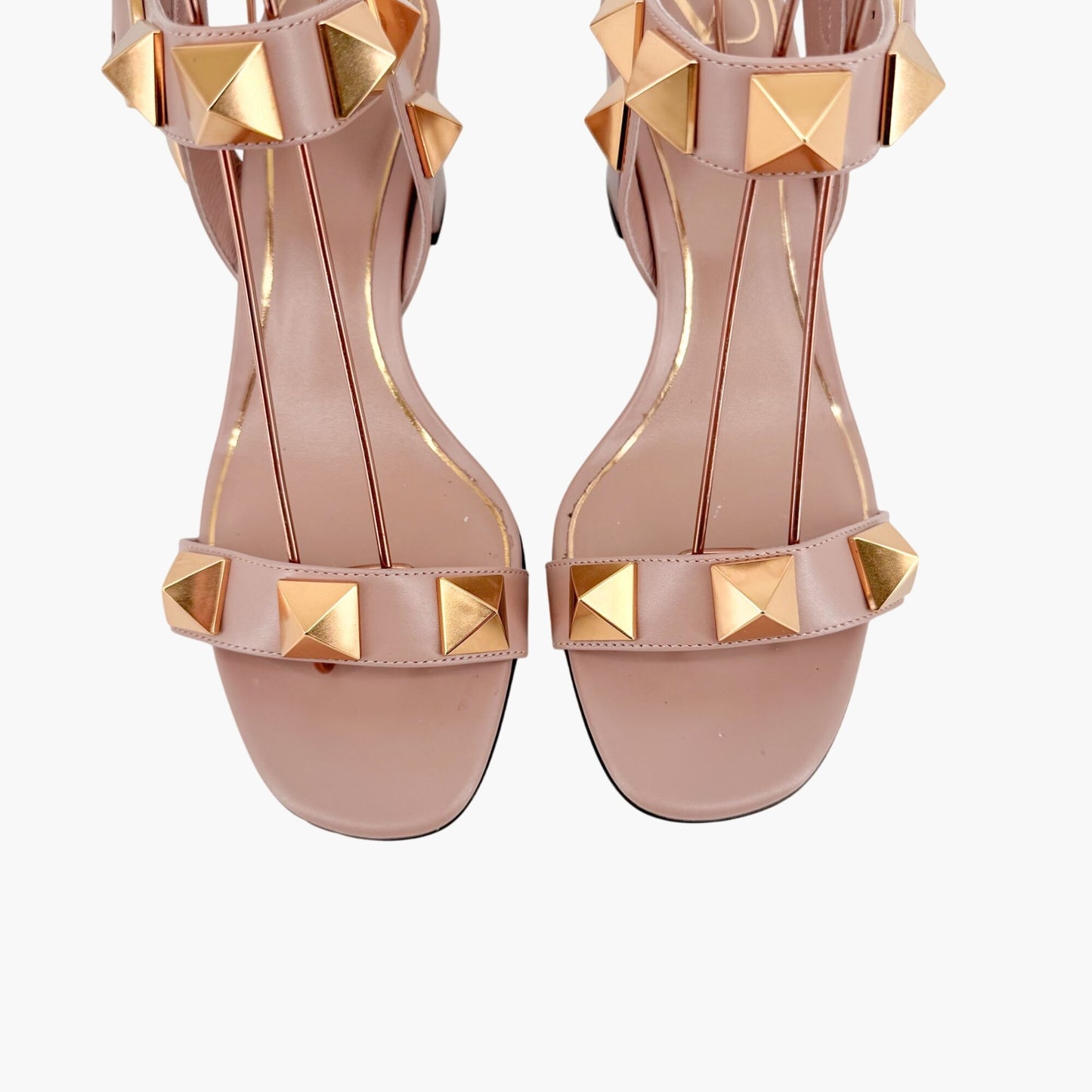 Valentino Garavani Roman Stud Block Heel Sandals in Beige Leather – Size 37