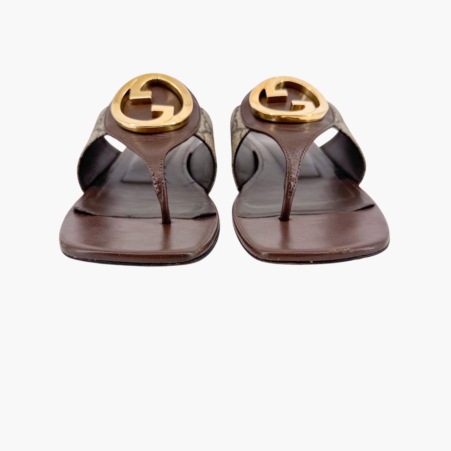 Gucci Blondie GG Canvas Thong Sandals in Beige & Brown – Size 37