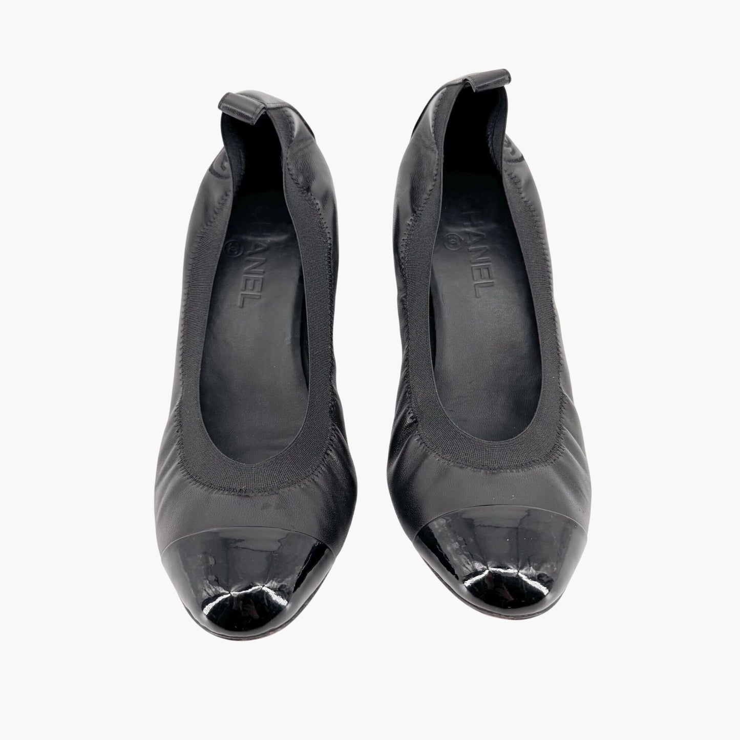 Chanel Elastic Cap Toe CC Pumps in Black Leather Size 40