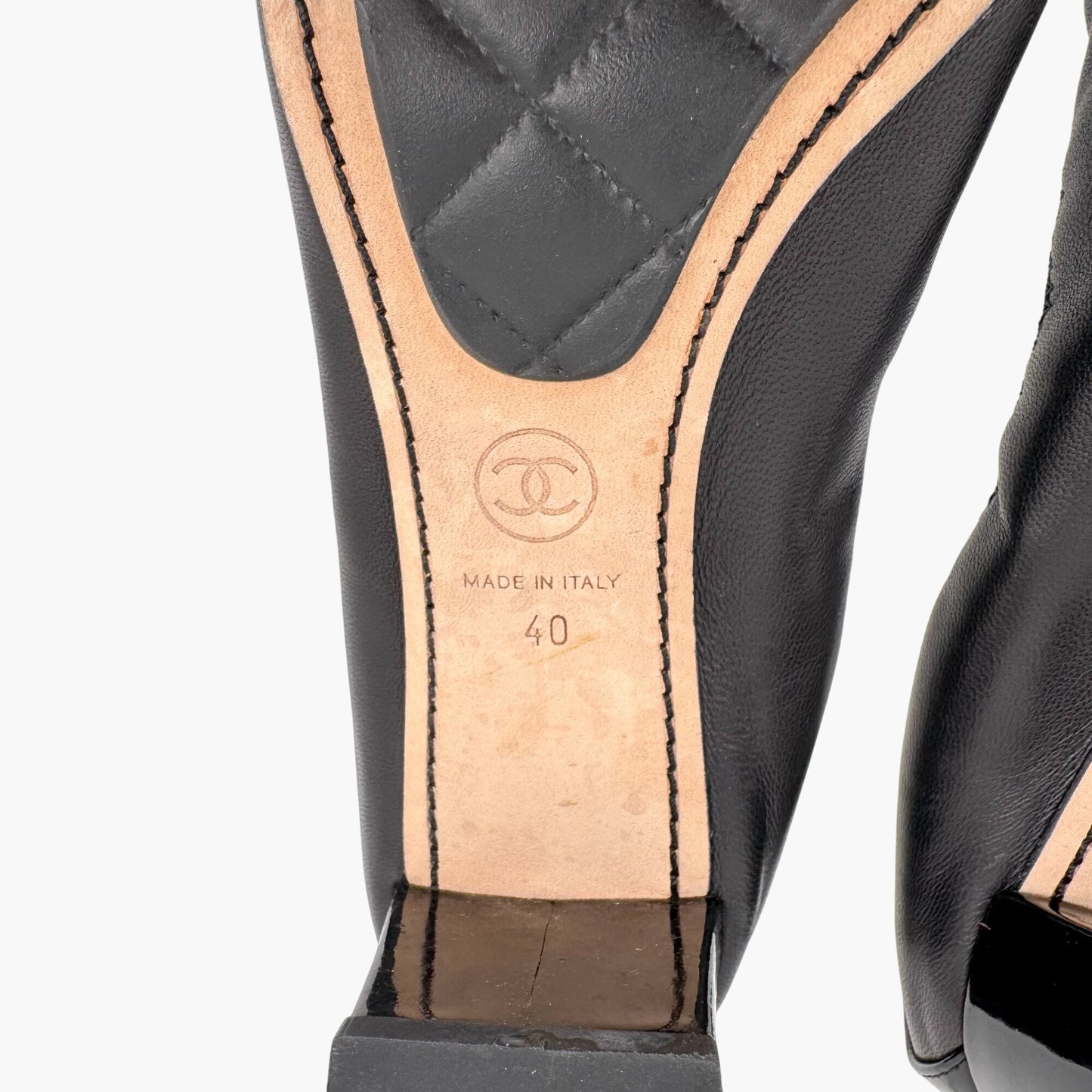 Chanel Elastic Cap Toe CC Pumps in Black Leather Size 40