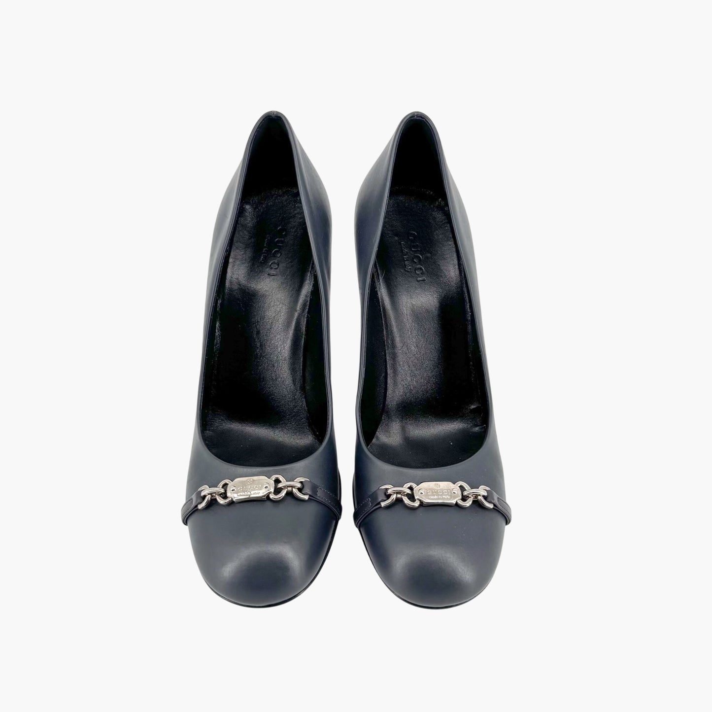 Gucci Chain Logo Pumps in Navy Blue Leather Size 37