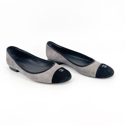 Chanel Gray Suede CC Cap Toe Ballet Flats – Size 39