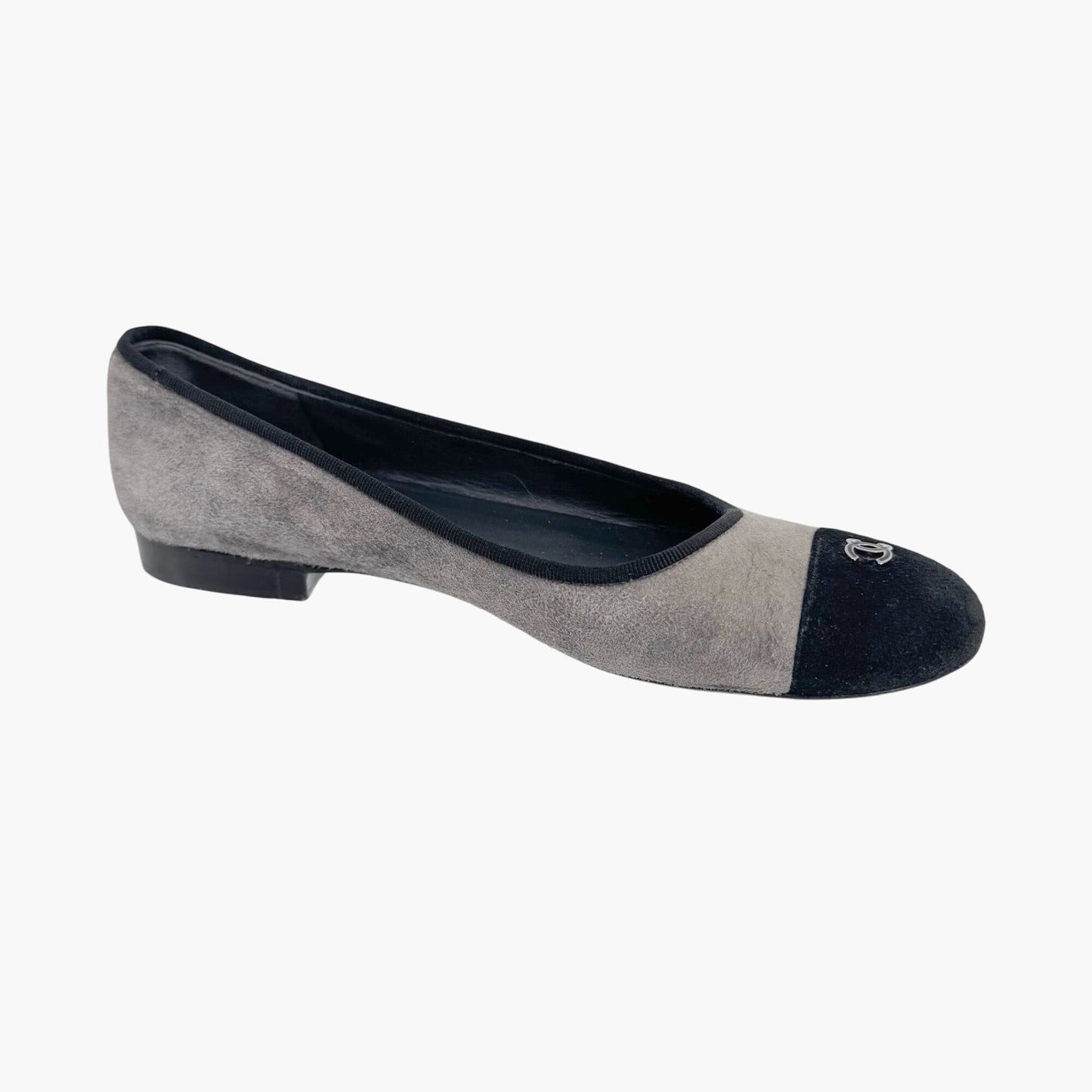 Chanel Gray Suede CC Cap Toe Ballet Flats – Size 39
