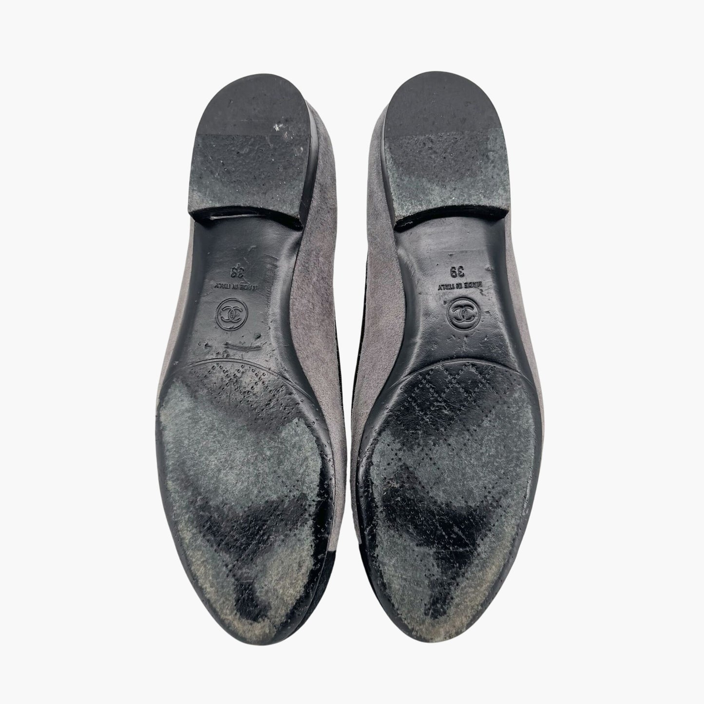 Chanel Gray Suede CC Cap Toe Ballet Flats – Size 39