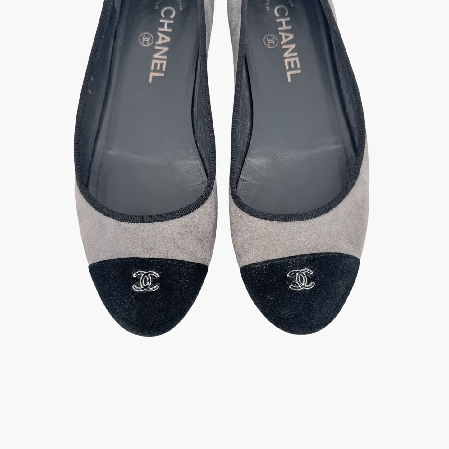Chanel Gray Suede CC Cap Toe Ballet Flats – Size 39