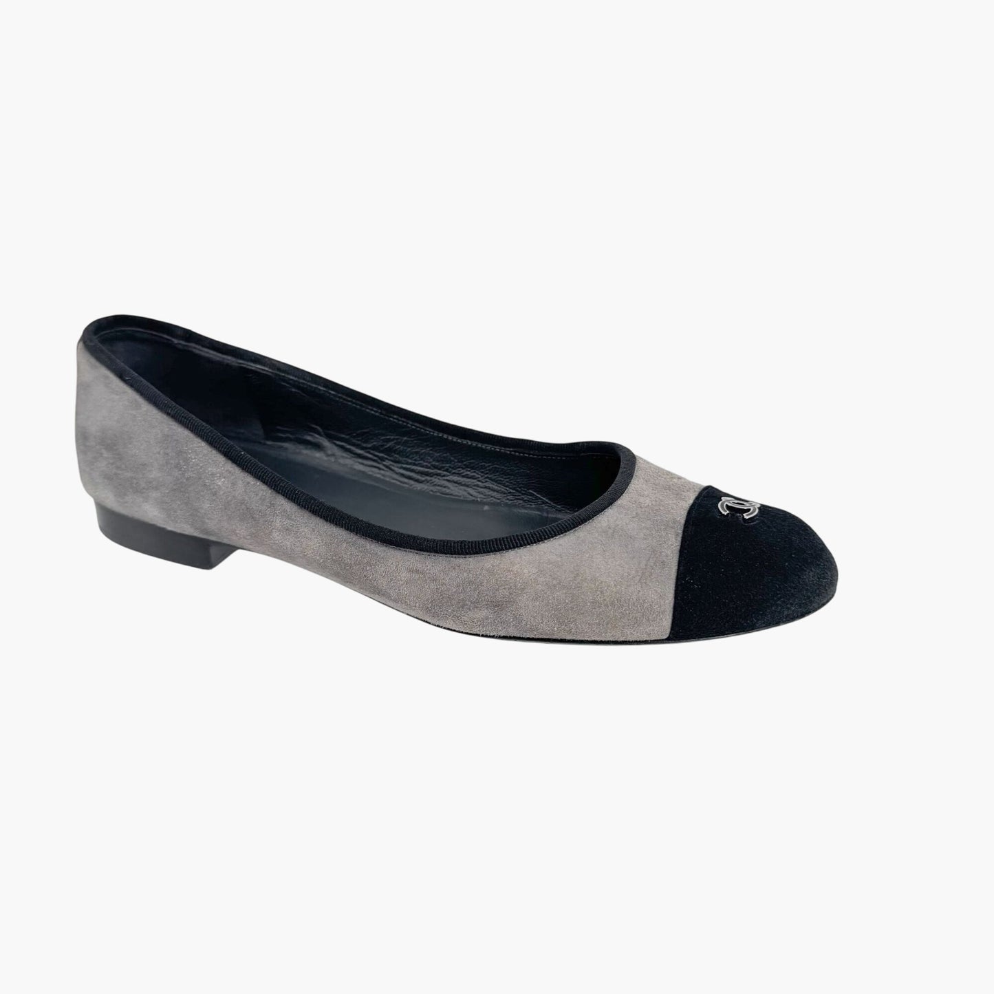 Chanel Gray Suede CC Cap Toe Ballet Flats – Size 39