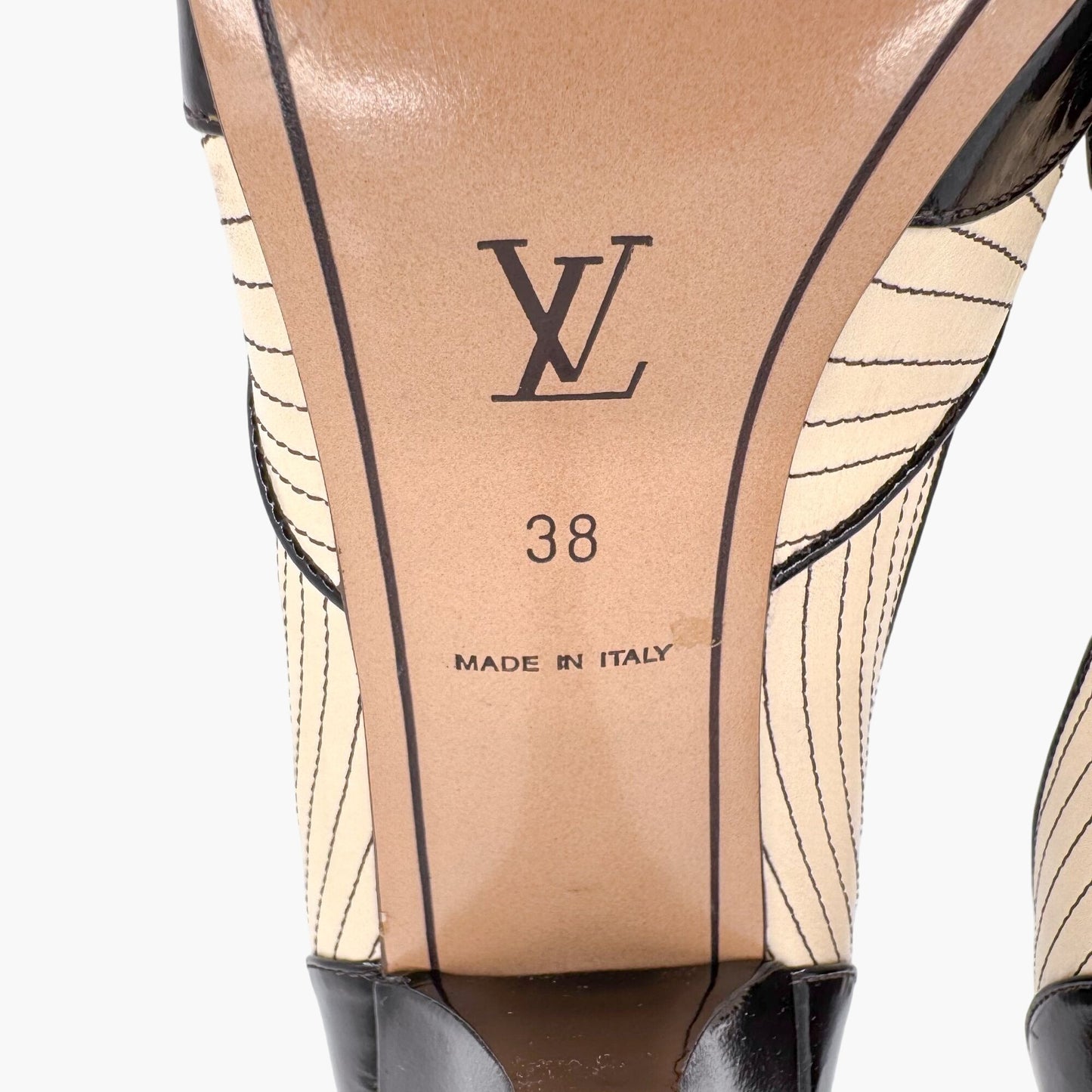 Louis Vuitton Logo Strap Pumps in Black & Cream Leather Size 38