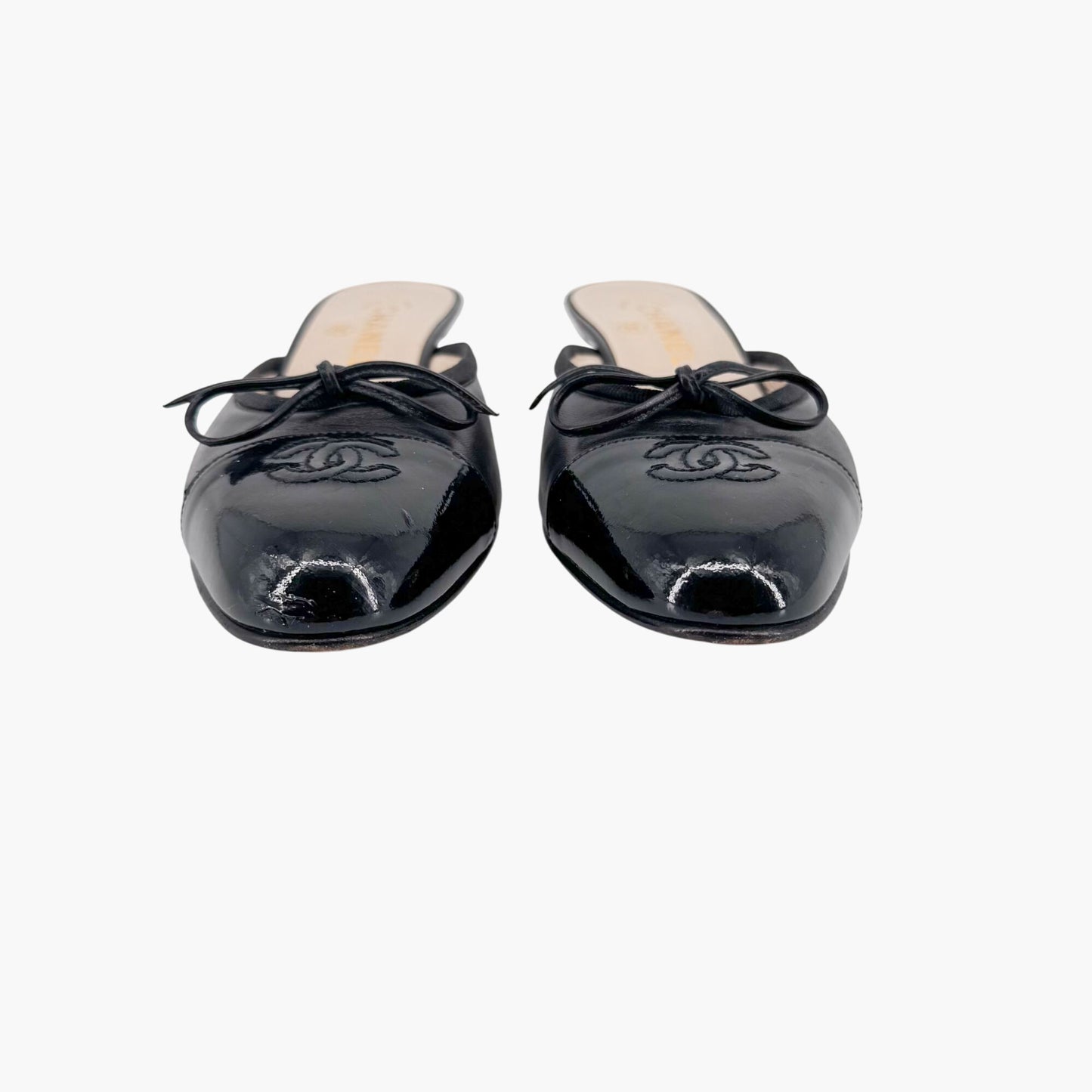 Chanel Vintage CC Cap Toe Kitten Heel Mules in Black Leather – Size 36.5