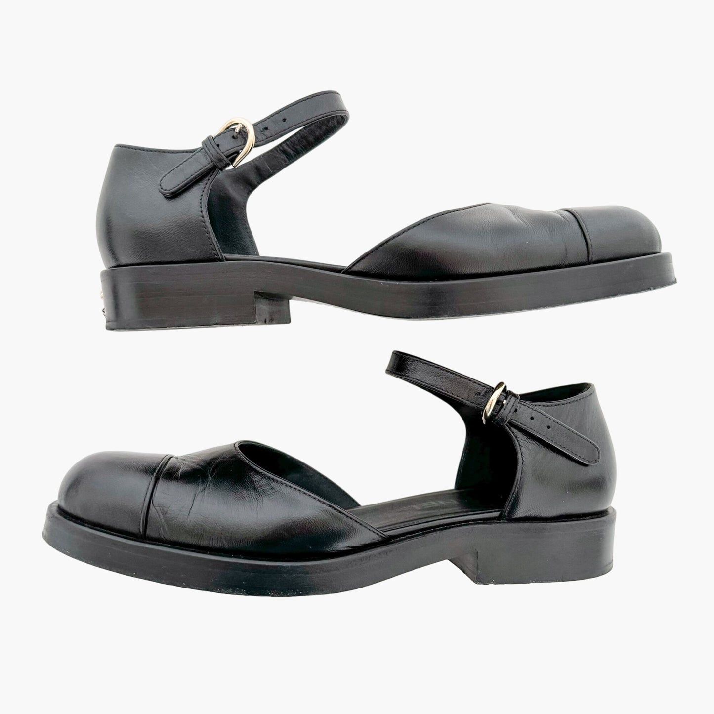 Chanel Cap Toe Mary Jane Flats in Black Leather Size 36.5