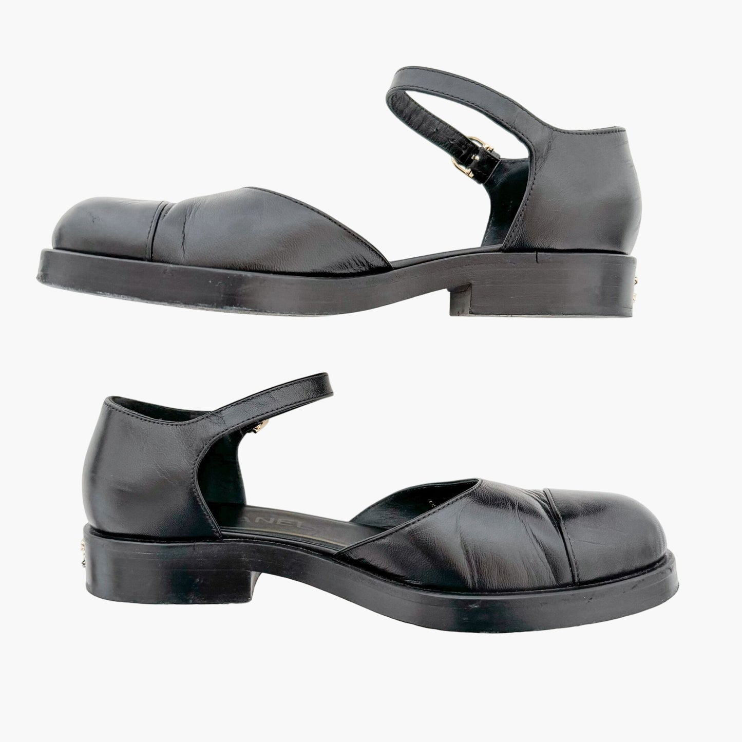 Chanel Cap Toe Mary Jane Flats in Black Leather Size 36.5