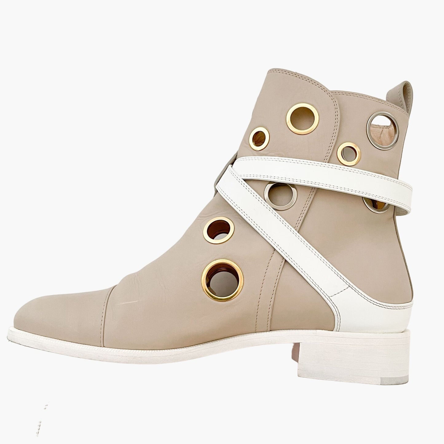 Christian Louboutin x Jonathan Saunders Scubabootie Flat Boot in Beige Calf Size 37