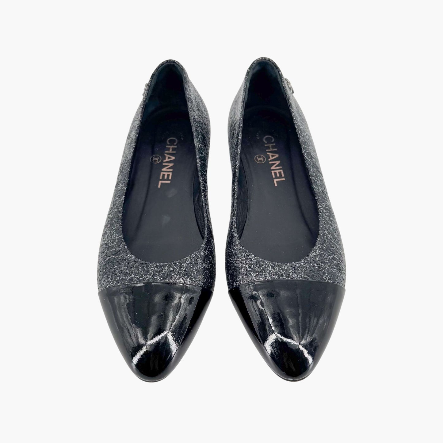 Chanel Cap Toe CC Ballerina Flats in Black & Silver Leather – Size 37.5