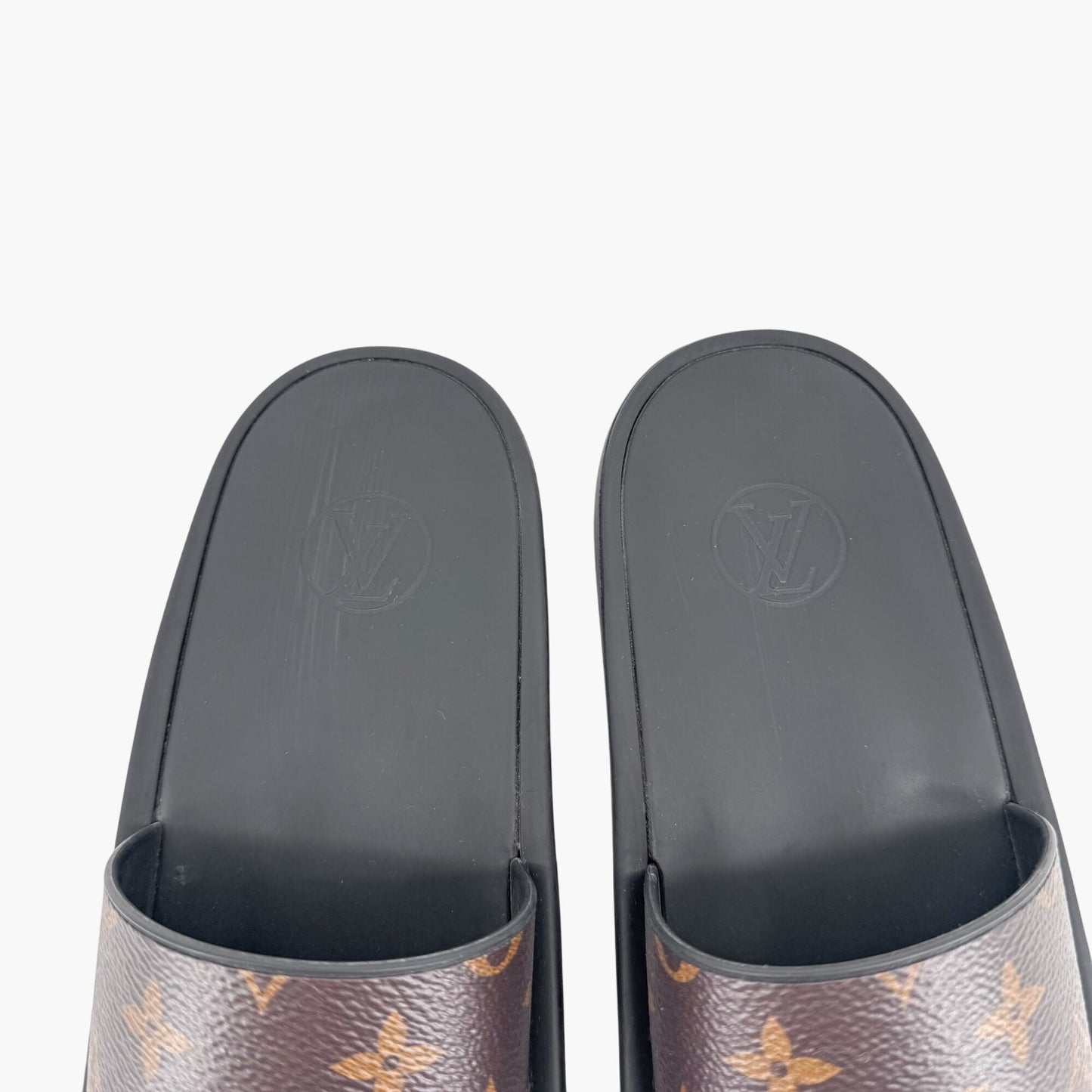 Louis Vuitton Sunbath Monogram Slide Sandals Size 37