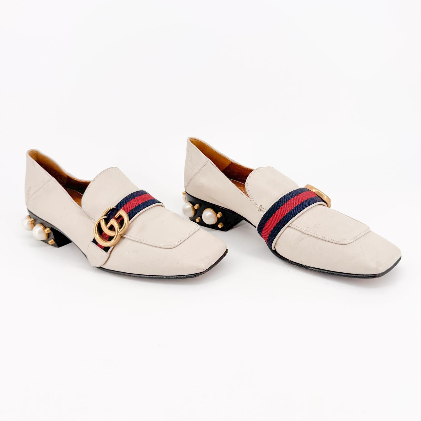 Gucci Peyton GG Pearl Embellished Loafers in White Leather Size 38