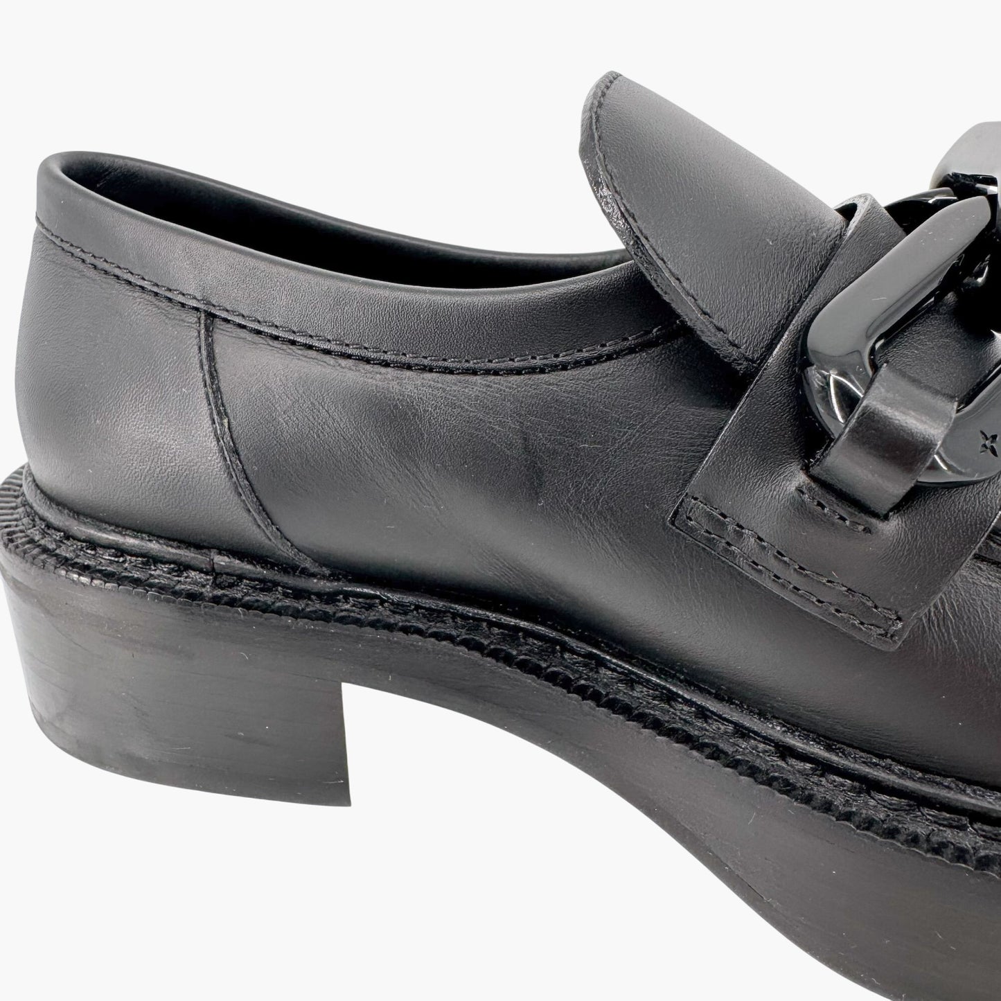 Louis Vuitton Academy Loafers in Black Leather with Monogram Chain – Size 37.5