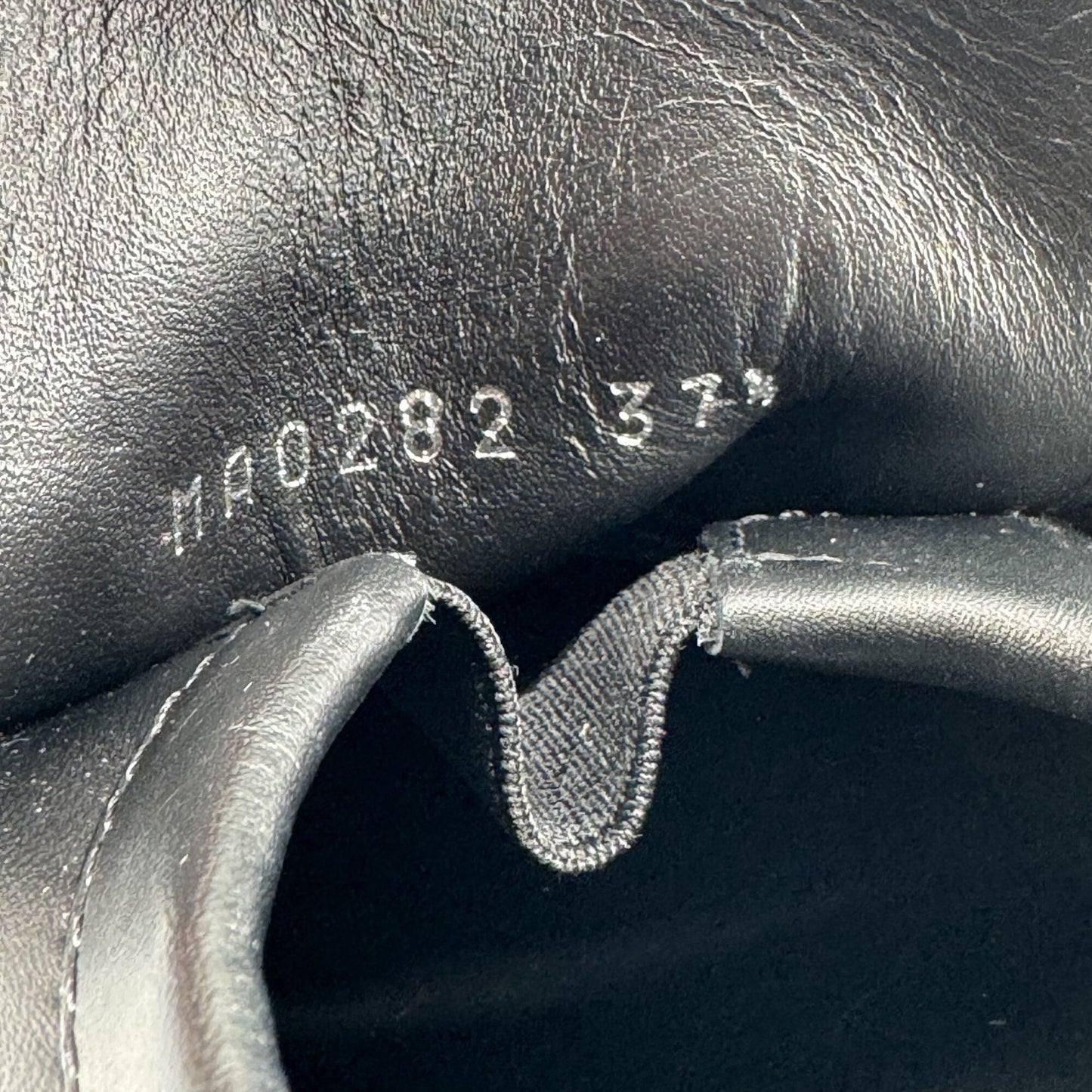 Louis Vuitton Academy Loafers in Black Leather with Monogram Chain – Size 37.5