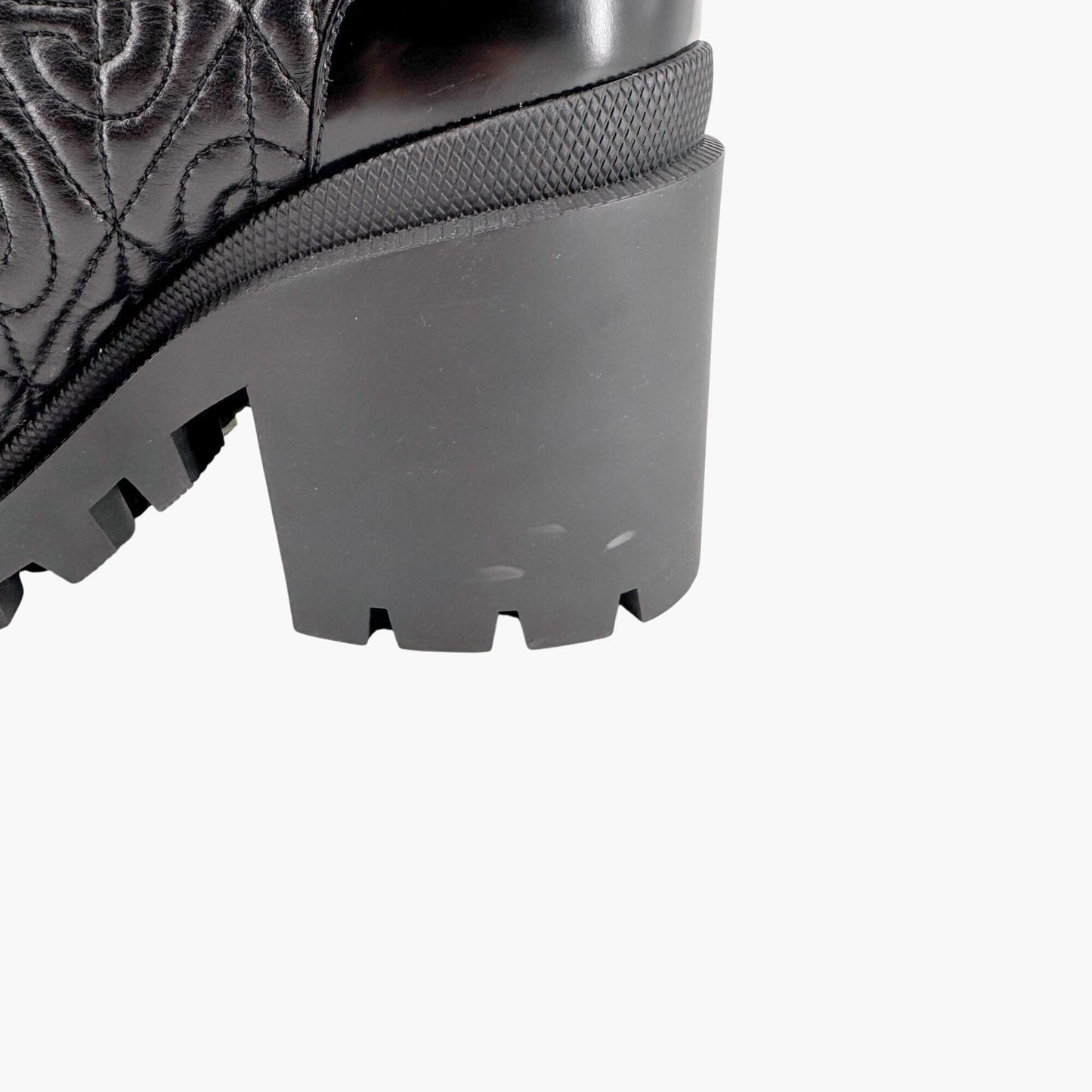 Gucci Trip Zip Front Rhombus Quilted Combat Boots in Black Leather Size 42
