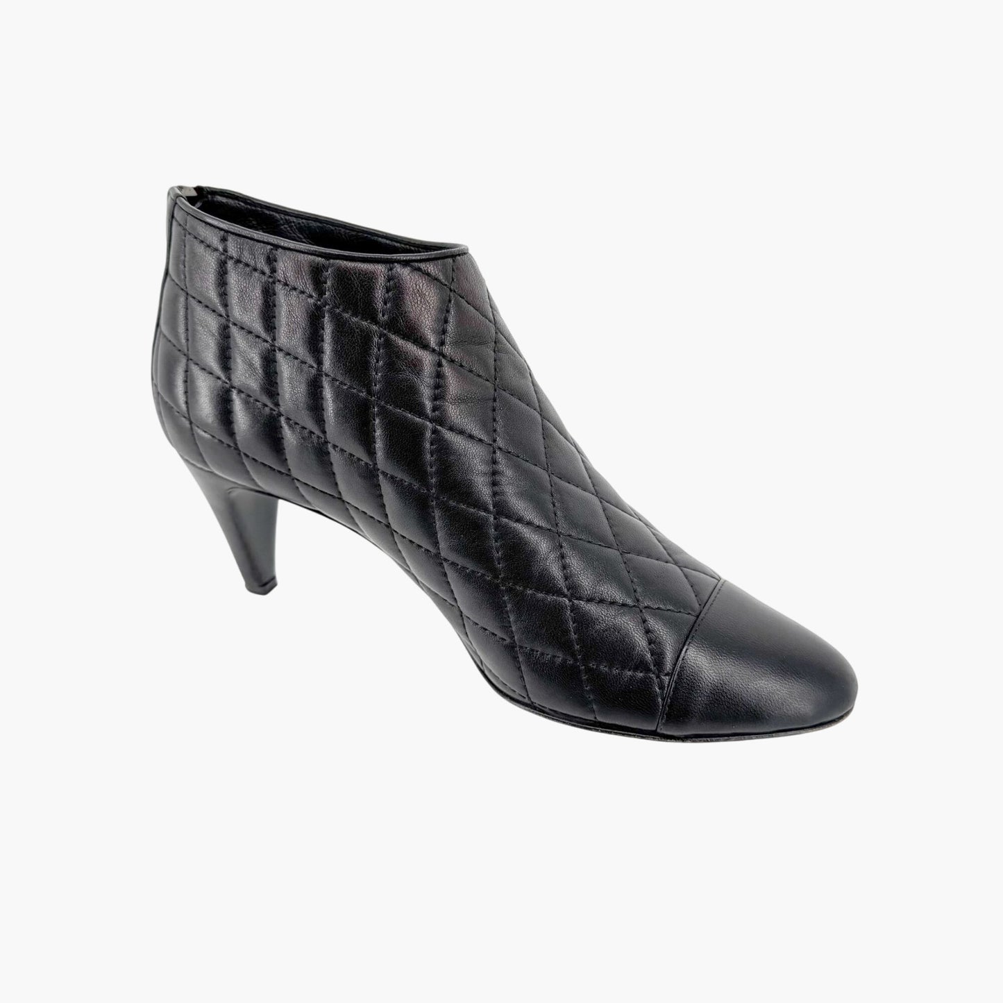Chanel Cap Toe CC Ankle Booties in Black Quilted Leather Size 38