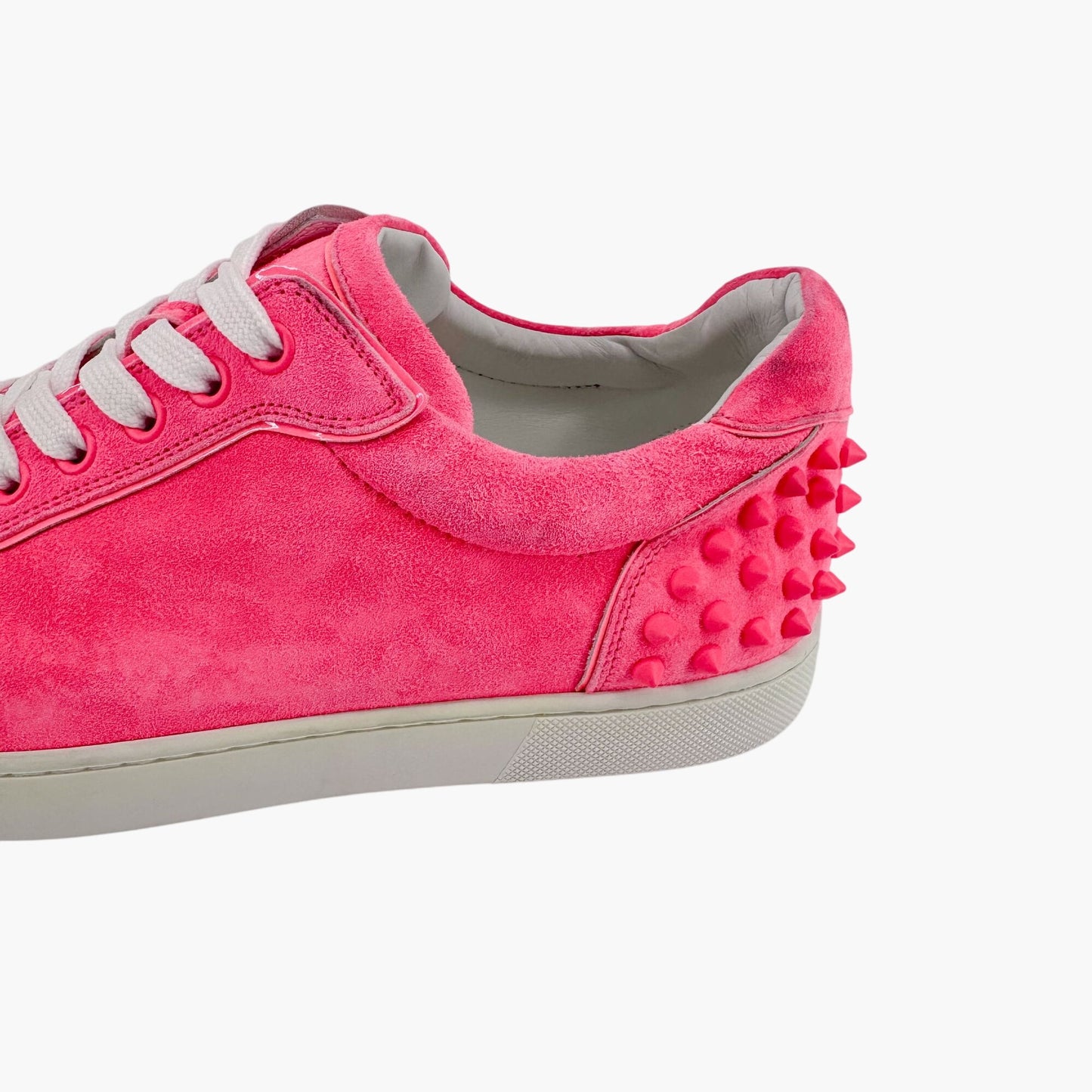 Christian Louboutin Vieira 2 Low Top Spike Sneakers in Pink Poupidou Suede Size 40