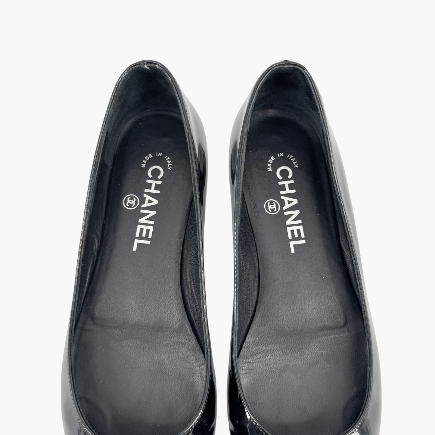 Chanel Cap Toe CC Ballet Flats in Black Patent Leather Size 38.5