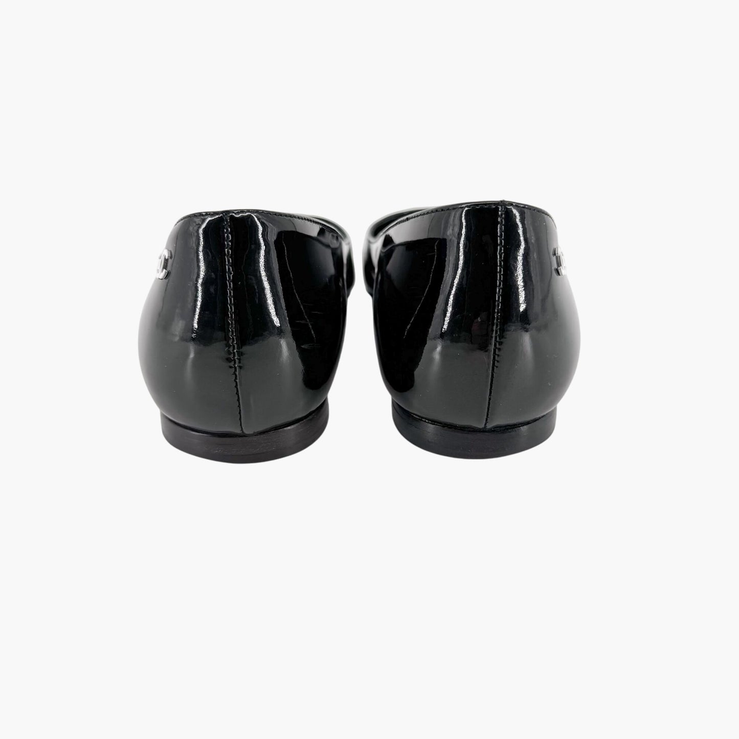 Chanel Cap Toe CC Ballet Flats in Black Patent Leather Size 38.5