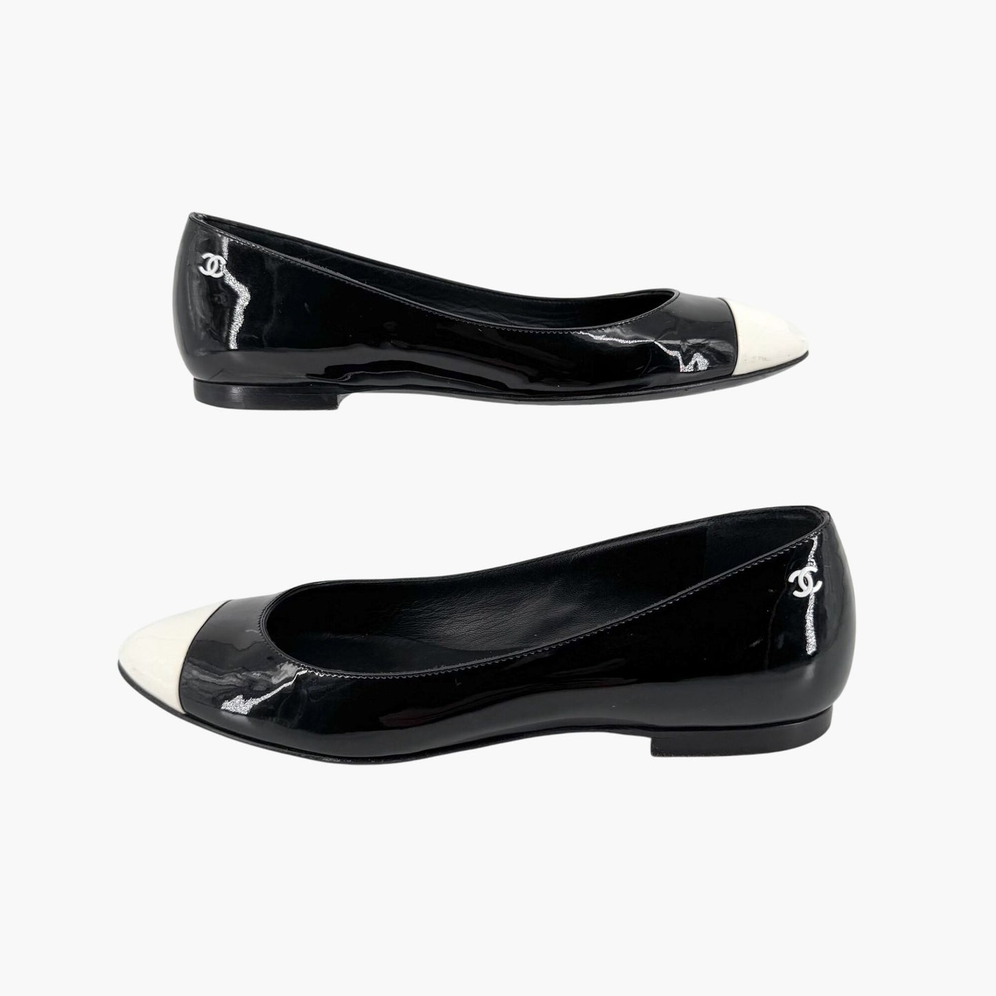Chanel Cap Toe CC Ballet Flats in Black Patent Leather Size 38.5
